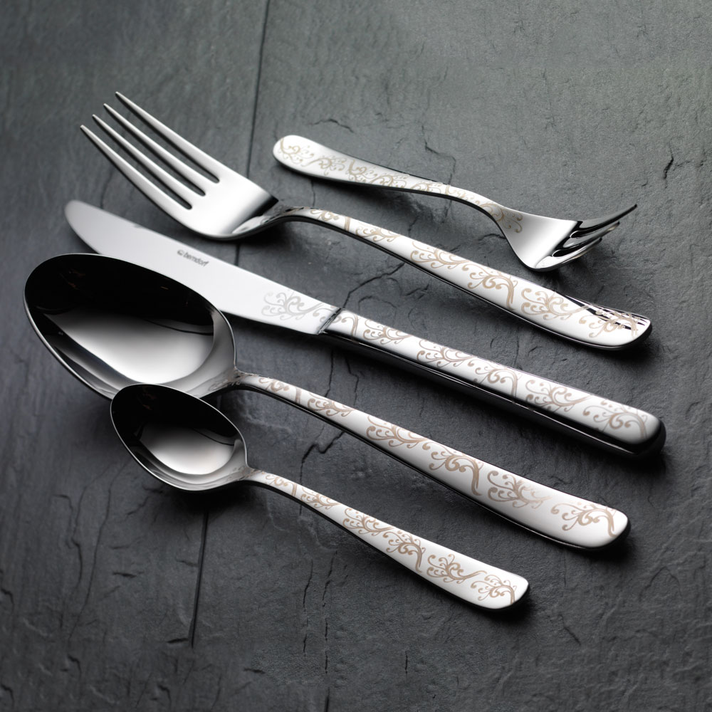 Winnipeg 18/10 Nicro laserdesignt